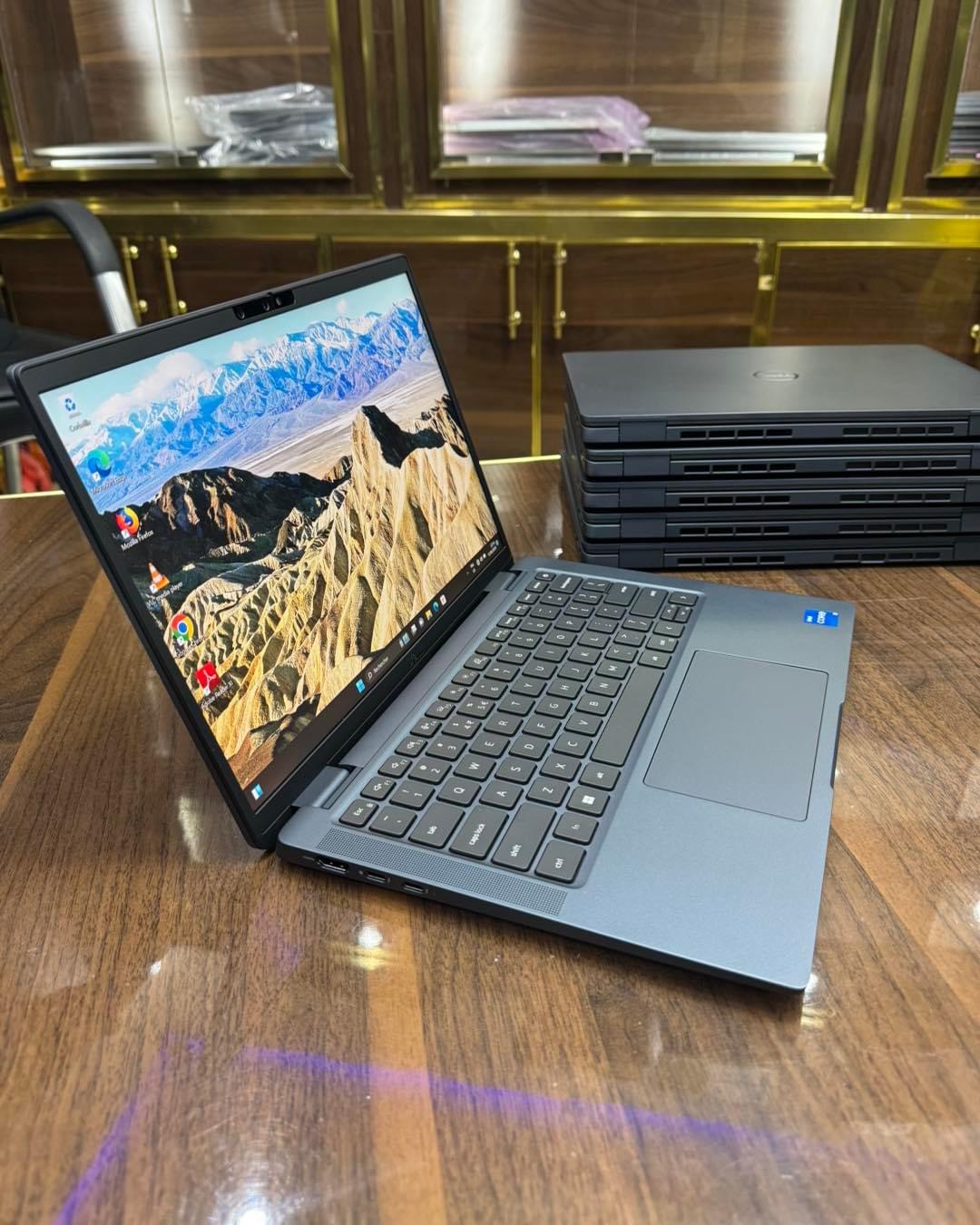 Dell latitude 7340 - 𝐏𝐫𝐨𝐜𝐞𝐬𝐬𝐞𝐮𝐫 𝐢5 𝟭𝟯𝗲𝗺𝗲 𝐠é𝐧é𝐫𝐚𝐭𝐢𝐨𝐧